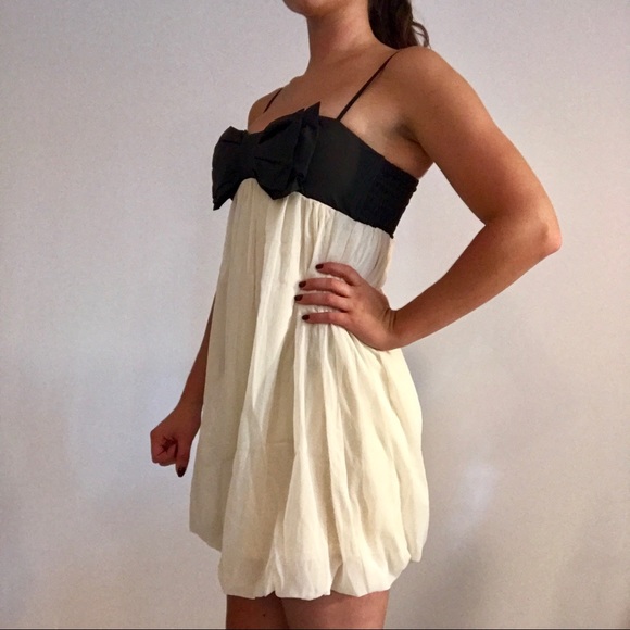 Black and white dress - Picture 5 of 8